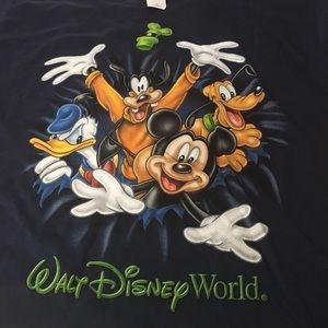 Kids Disney T-shirt navy XL. NWT